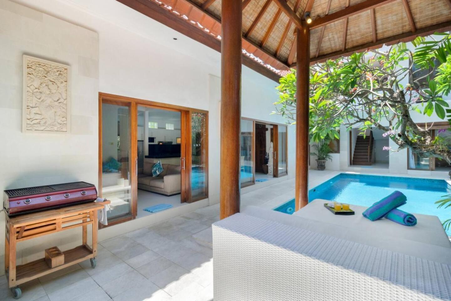 Super Value 3 Bed, Central Seminyak, Walk To Beach Exterior foto