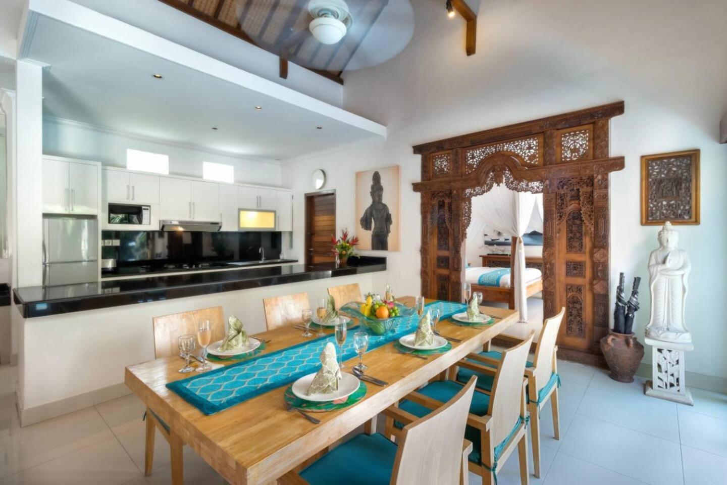 Super Value 3 Bed, Central Seminyak, Walk To Beach Exterior foto