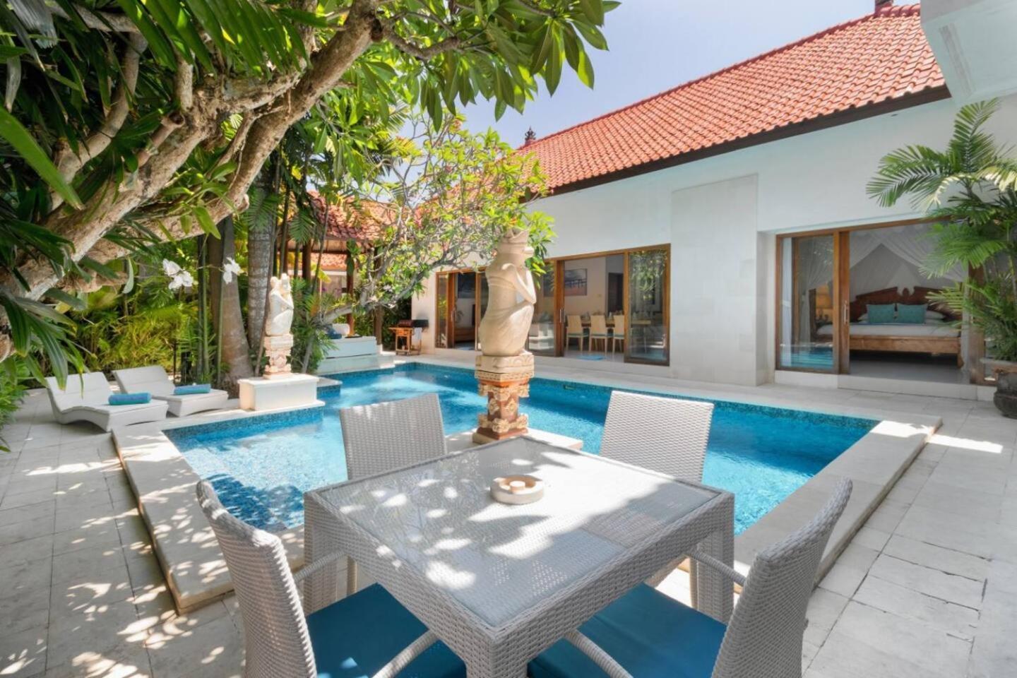 Super Value 3 Bed, Central Seminyak, Walk To Beach Exterior foto