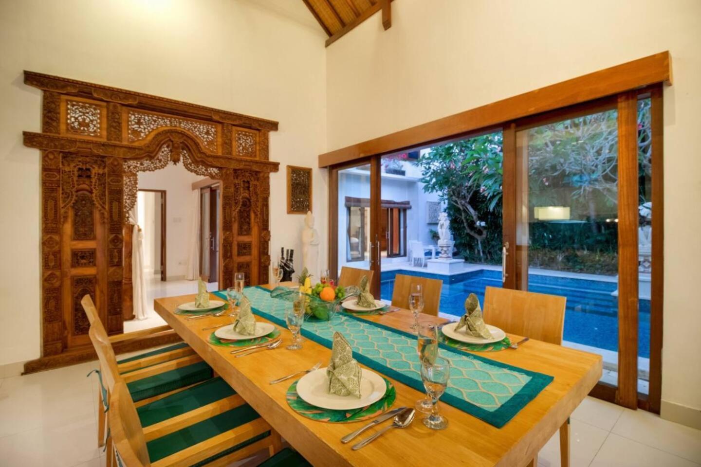 Super Value 3 Bed, Central Seminyak, Walk To Beach Exterior foto