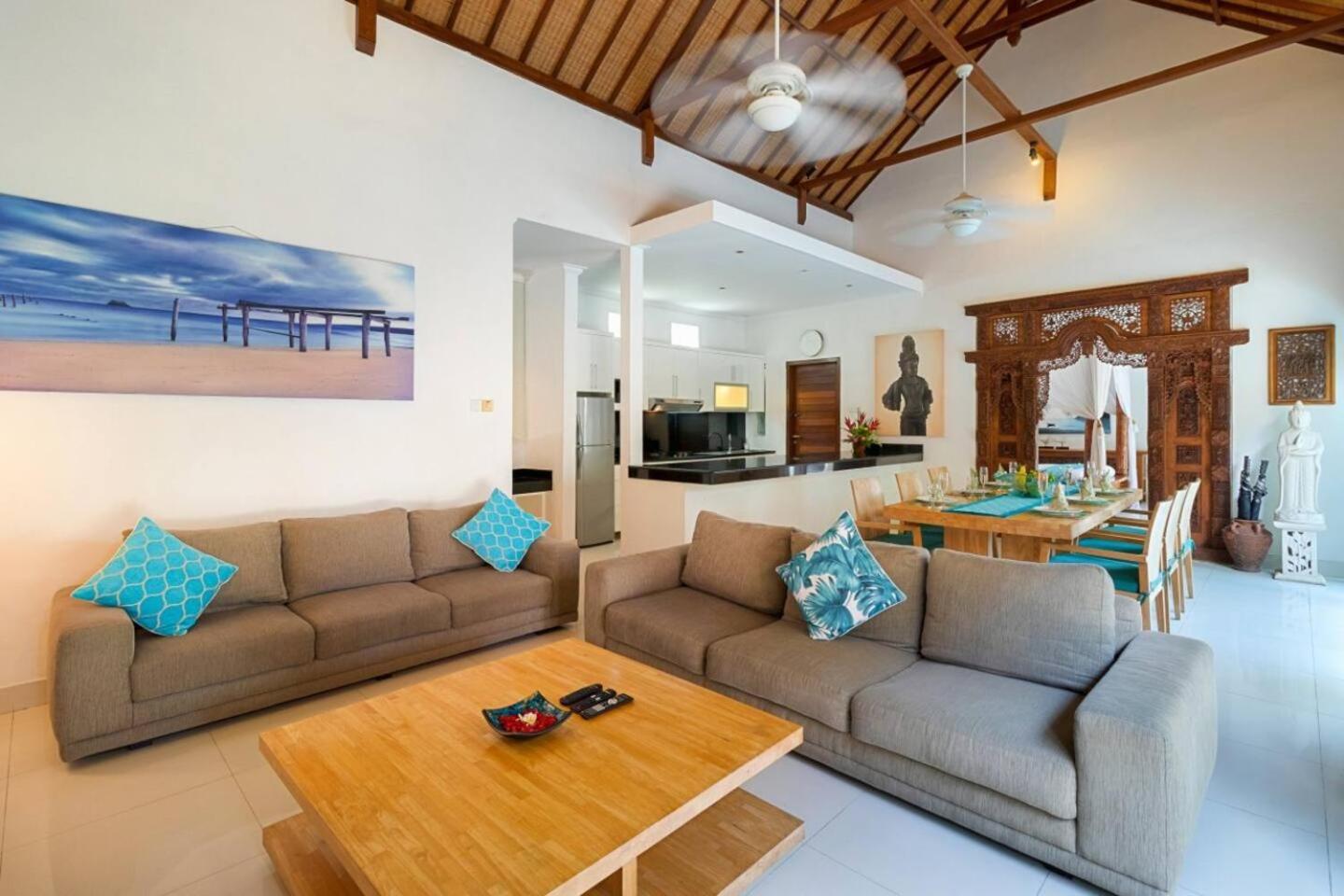 Super Value 3 Bed, Central Seminyak, Walk To Beach Exterior foto